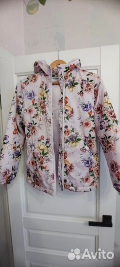 Куртка ветровка