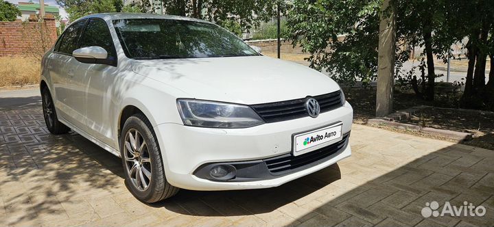 Volkswagen Jetta 1.6 МТ, 2012, 289 949 км