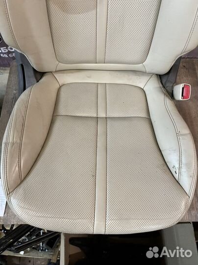 Сиденье переднее правое Kia quoris 3.8