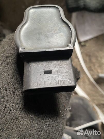 Модуль зажигания vag 1.8 2.0 0221604115