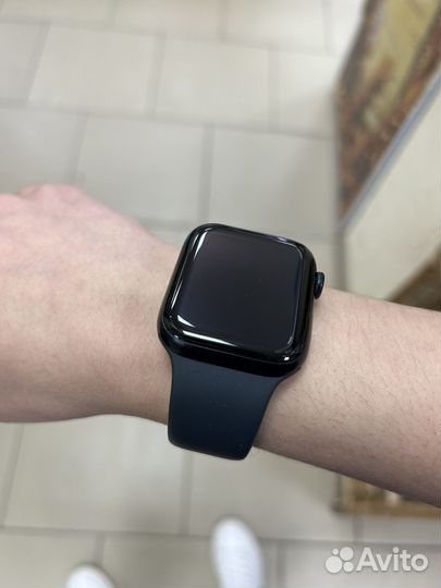 Apple watch se 44 m 2