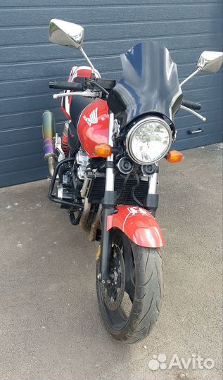 Honda CB400 SF vtec-3