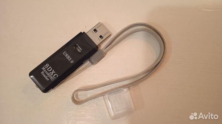 Карта памяти Kingston Micro SD 32 Гб + Картридер