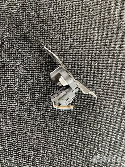 Датчик удара Mercedes Benz оригинал A0055421218