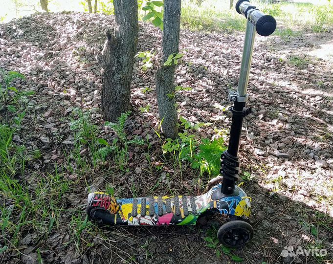 Самокат детский трехколесный