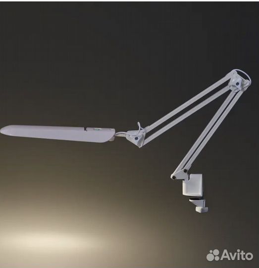 Лампа настольная светодиодная белая