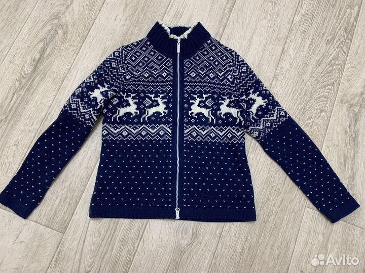 Кофта шерстяная