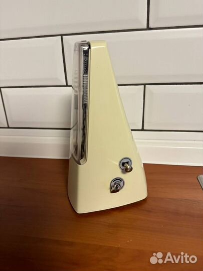 Метроном механический Beyer