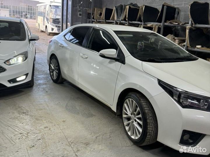 Лобовые стекла