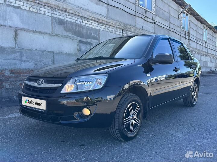 LADA Granta 1.6 МТ, 2013, 106 000 км