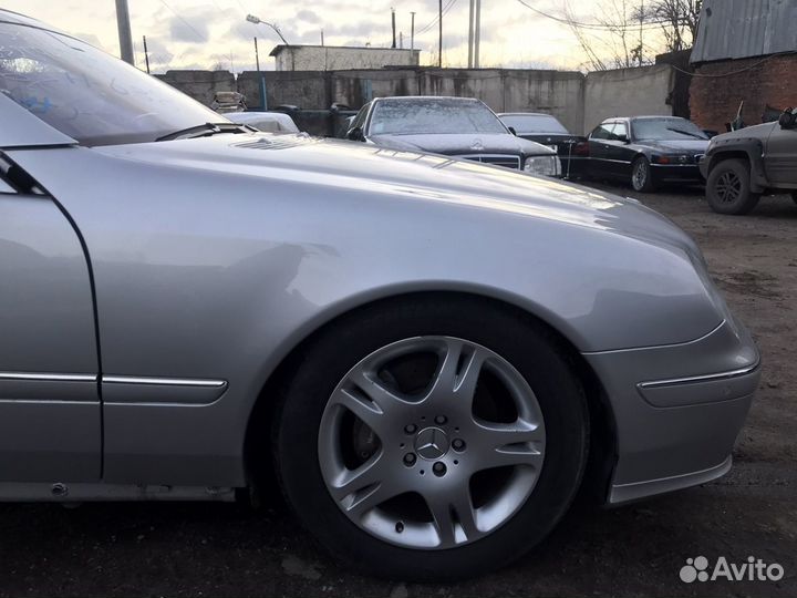 Крыло Mercedes Benz W215 перед право