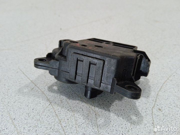 Моторчик заслонки печки