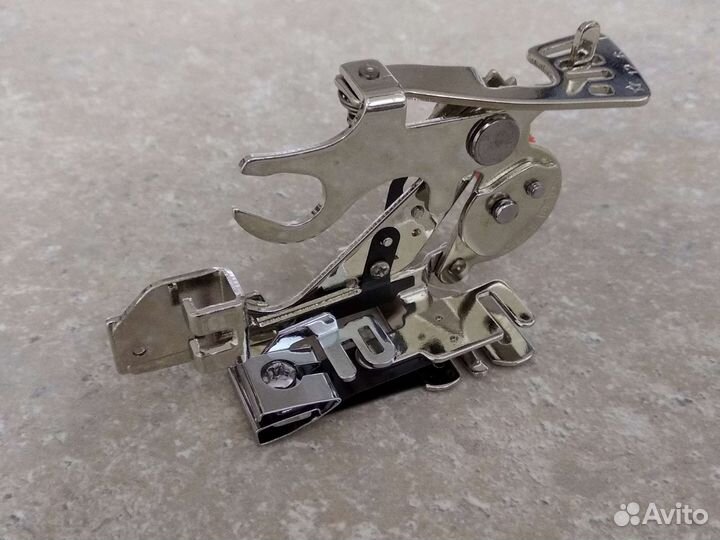 Приспособление для образования складок