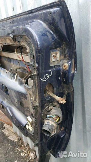 Дверь задняя правая Пассат В4 седан 1994-96