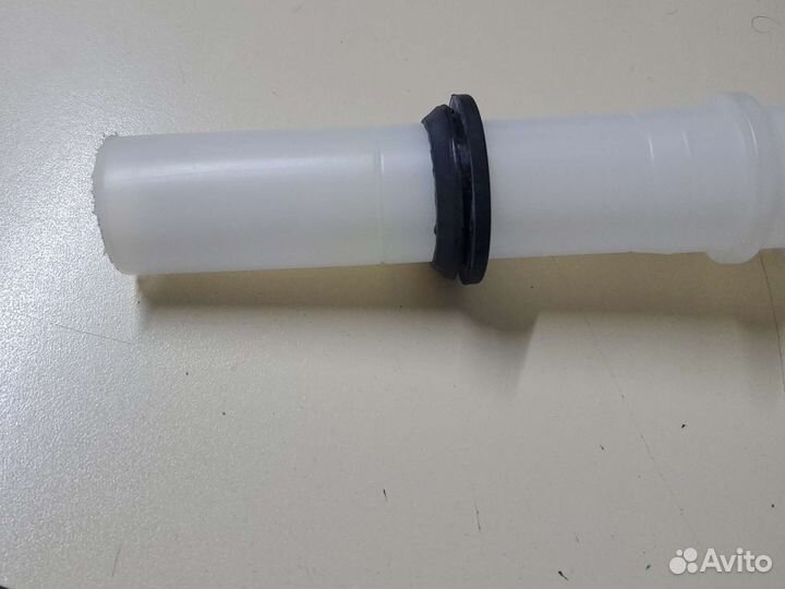 Горловина бачка омывателя Lancer X