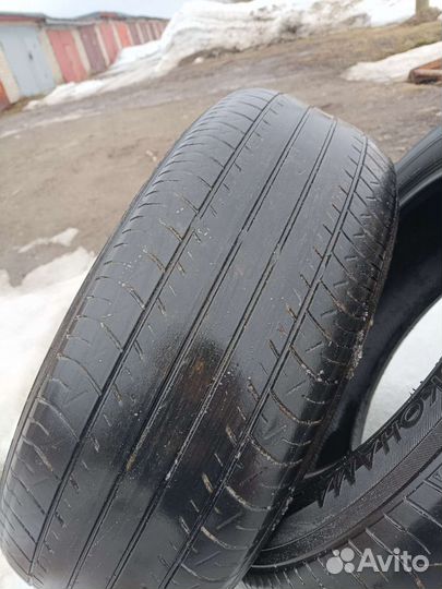 Yokohama dB Decibel E70 215/60 R16