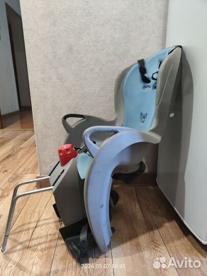 Велосипедное детское кресло hamax Sleepy