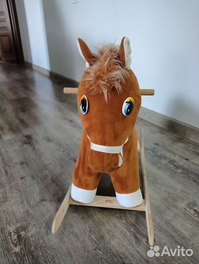 Качалка лошадь
