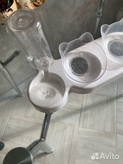 Миски для кошек с поилкой