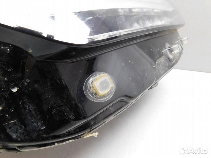 Фара правая Volvo XC90