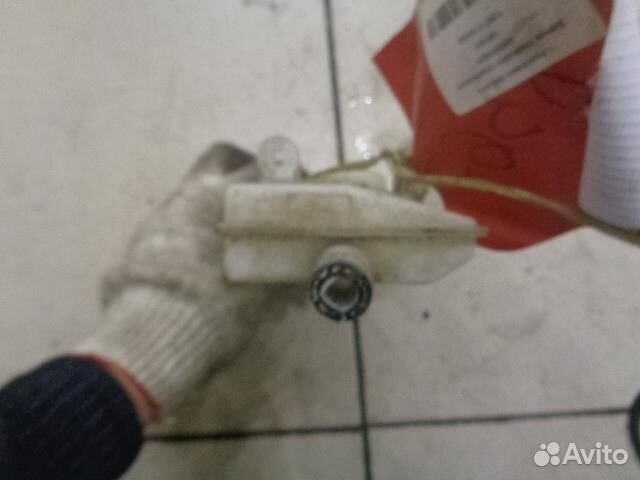 Бачок главного тормозного цилиндра Ford S-MAX 200