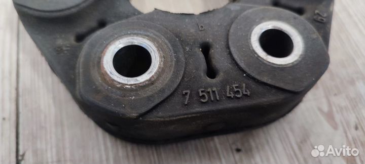 Муфта эластичная карданного вала BMW 7511454