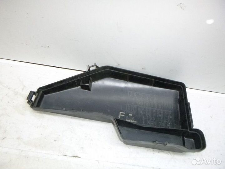 Крышка блока предохранителей nissan teana J32 2008