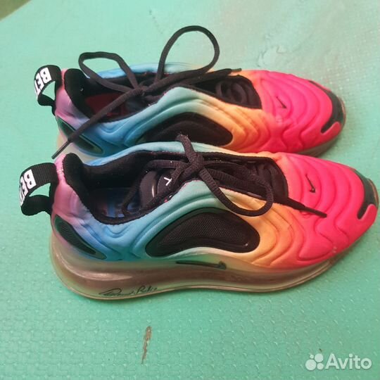 Кроссовки nike 35 и 37 размер