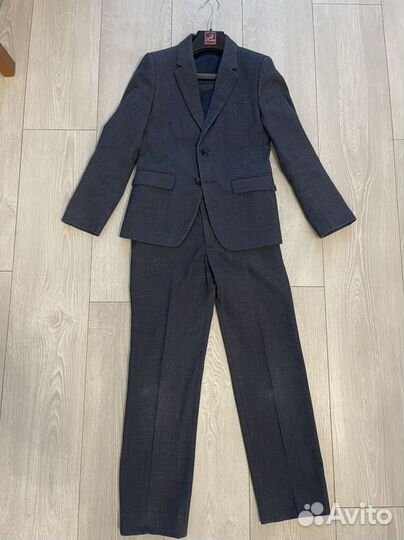 Школьный костюм для мальчика 134 140 серый