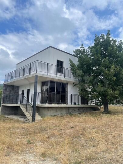 Дом 253,1 м² на участке 7,2 сот.