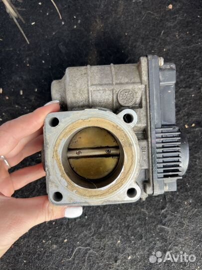 Дроссельная заслонка Nissan almera classic