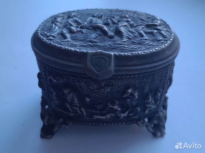 Каслинское литье.Шкатулка