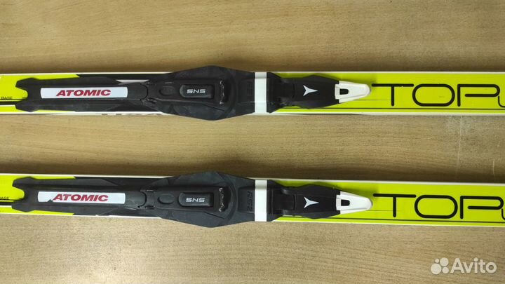 Лыжи беговые, крепления, ботинки, палки