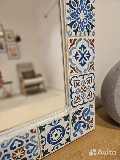 Зеркало настенное