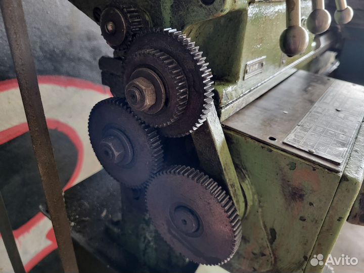 Токарный станок по металлу тв 4