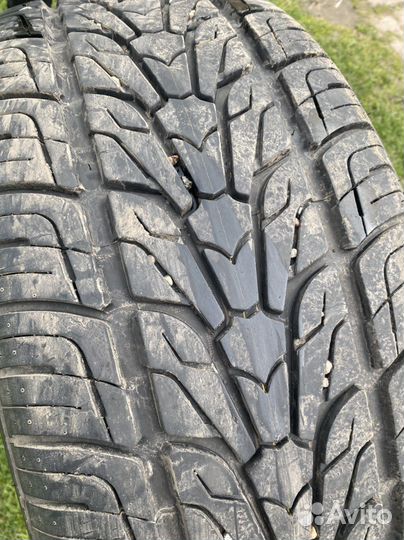 Roadstone Roadian HP SUV 265/50 R20