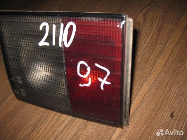 Фонарь задний внутренний правый Лада 2110