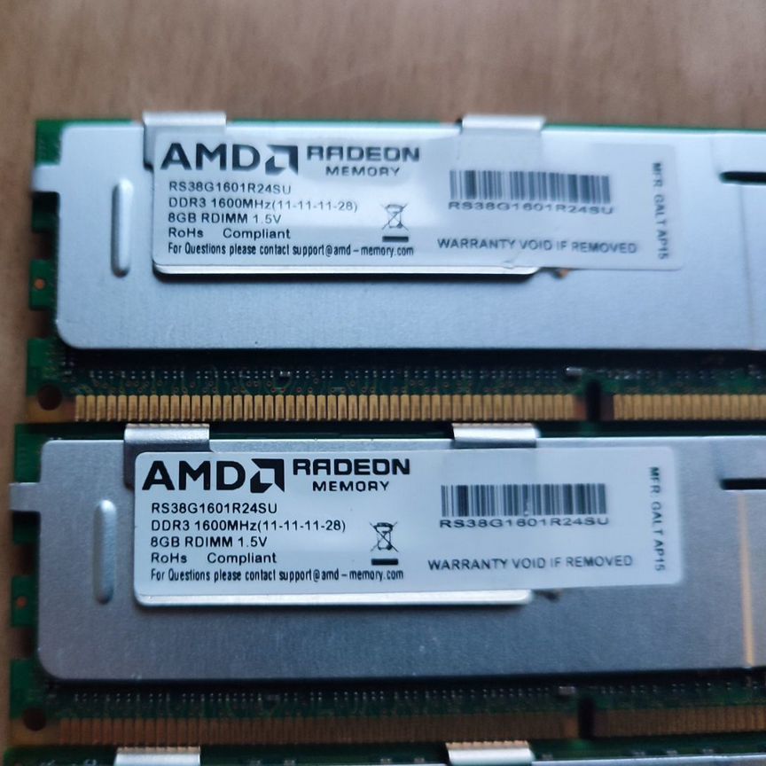 [RS38G1601R24SU] 8 Gb 1600 Mhz Ddr3 Серверная Amd Radeon Rs38g1601r24su