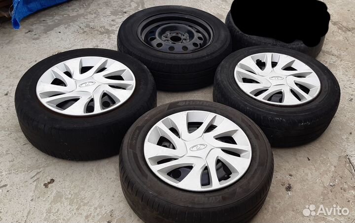 Колеса диски r14 с колпаками