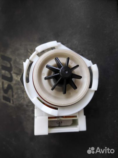 Сливной насос для пмм Индезит Аристон 272301