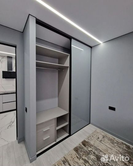 Шкаф купе глянцевый