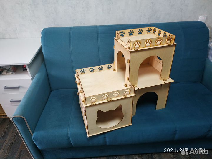 Домик для кошки деревянный