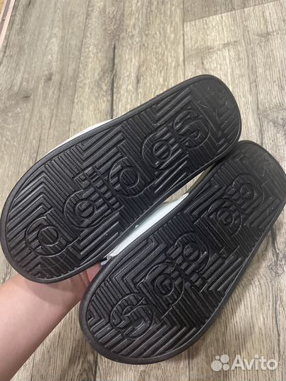 Шлепки adidas