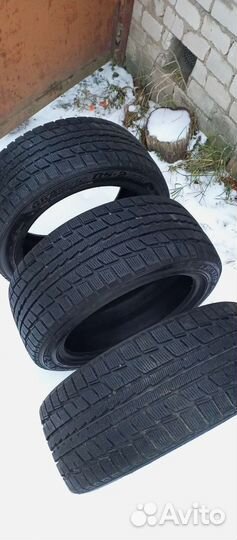 Dunlop Graspic DS2 235/45 R17