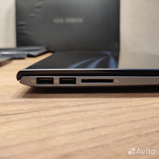 Ноутбук Asus UX302L