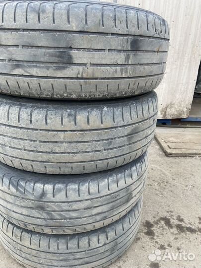 Kumho Crugen HP91 235/65 R17 104V