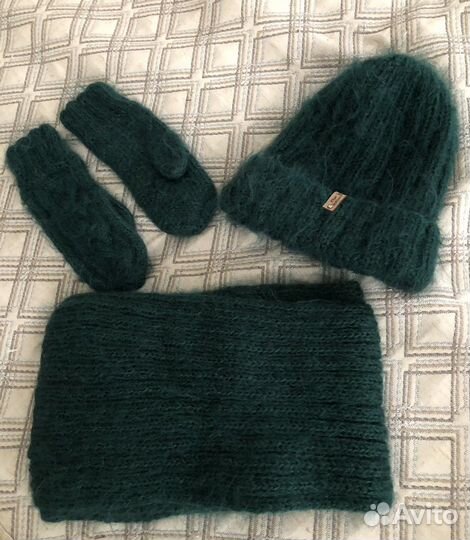 Вязаный комплект зимний из мохера (шапка,шарф)