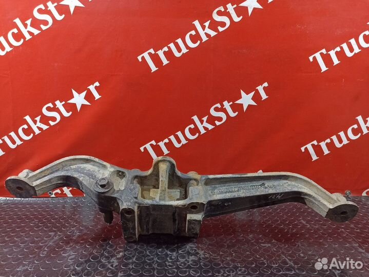 Кронштейн пневморессоры левый