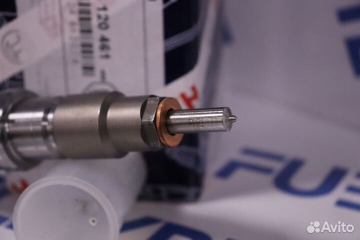 Форсунка топливная 0445120461