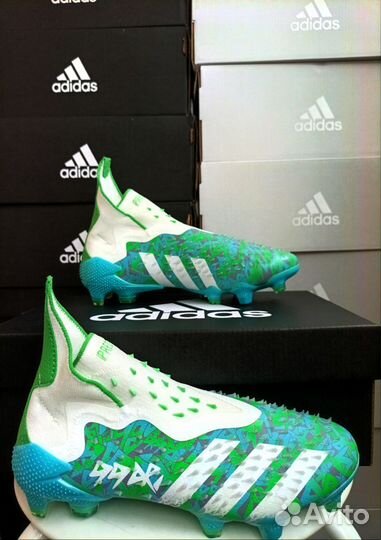 Бутсы adidas predator зелёные
